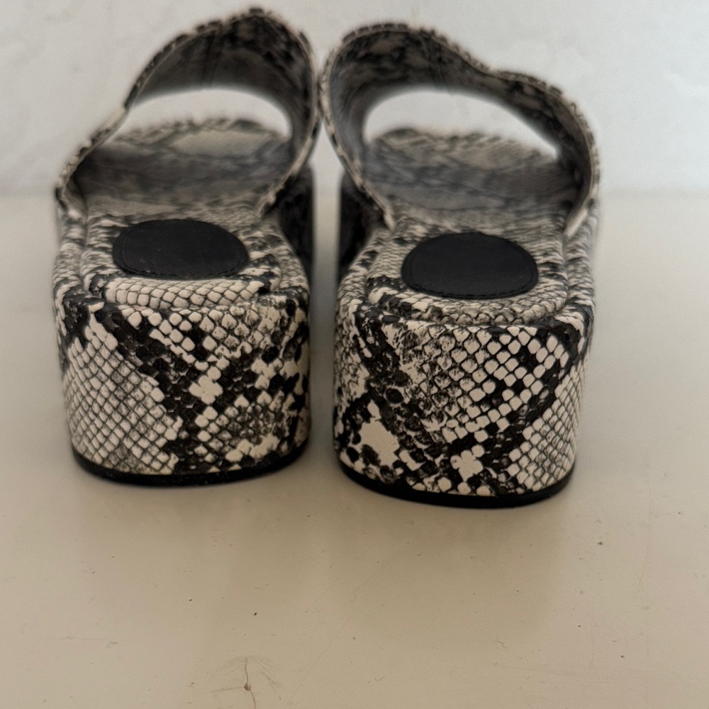 Topshop Women's Black White Snake Print Platform Slip on Sandals Size 36 - Picture 5 of 13